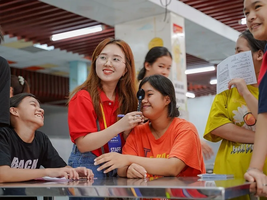Không khí gần gũi và thân thiện được đội ngũ Hải Triều tạo ra trong chuỗi hoạt động - ảnh 10