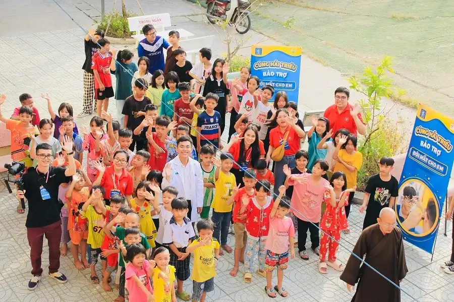 Các em nhỏ tại Mái Ấm Kim Chi - ảnh 16